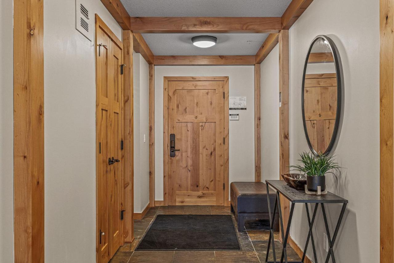 3 Bedroom Condo By Canadian Rockies Vacation Rentals 坎莫尔 外观 照片