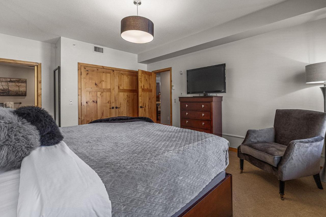 3 Bedroom Condo By Canadian Rockies Vacation Rentals 坎莫尔 外观 照片